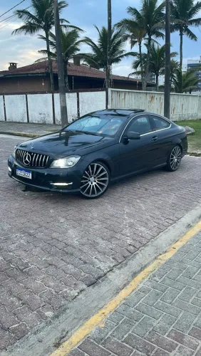 Mercedes-Benz C-180 CGI Coupe Sport 1.6 TB 16V Aut. 2013