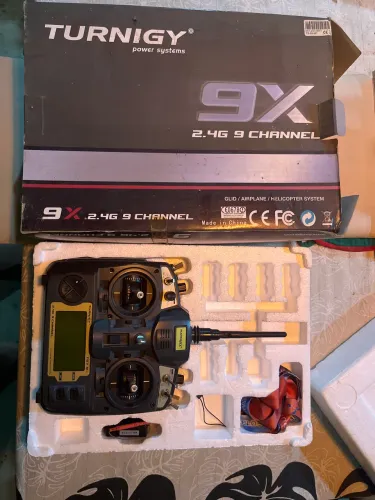 Rádio Turnigy 9X nunca usado