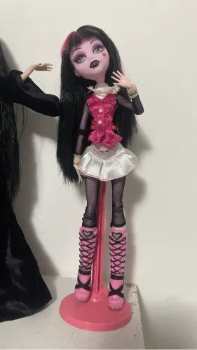 Draculaura basica TROCA !