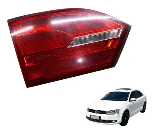 Lanterna Tampa Traseira Lado Esquerdo Volkswagen Jetta 2012 Esquerdo/motorista Vermelho