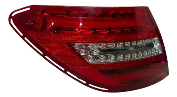 Lanterna Traseira Esquerda Led Mercedes C180 2011 A 2014  Esquerdo/motorista Vermelho