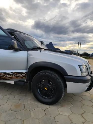 Chevrolet S10 Pick-up Rodeio 2.4 MPFI F.power CD 2011
