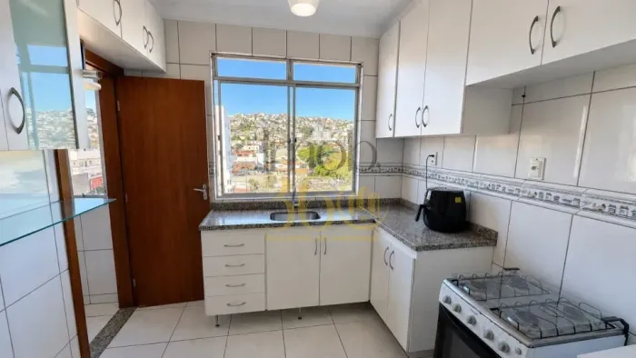 APARTAMENTO À VENDA - BARREIRO