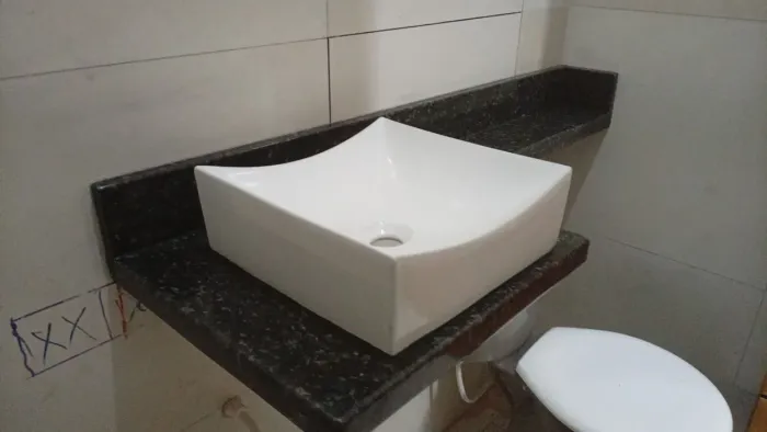 Granito e mármores