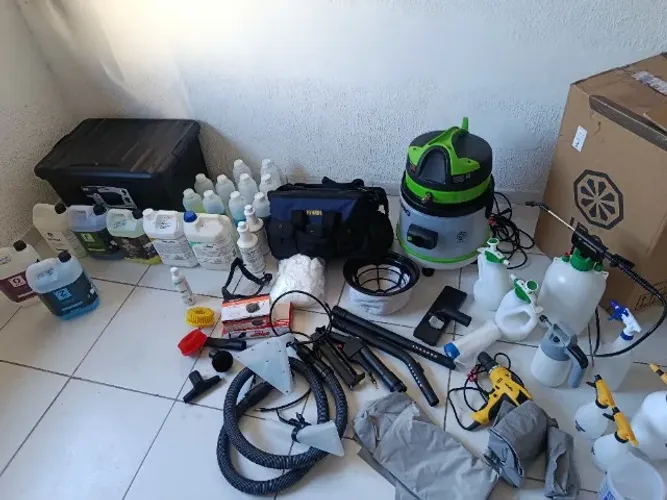 Tudo novo zero nunca usado! Extratora e todos os produtos necessários para trabalhar