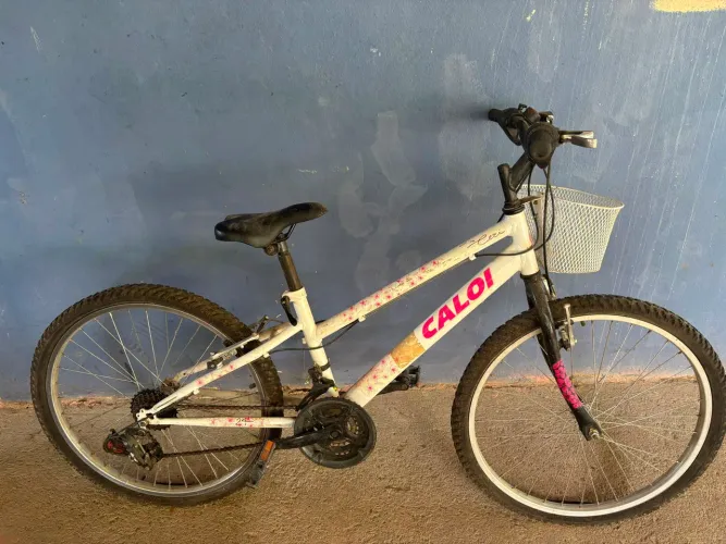 BICICLETA SEMI NOVA POUCA USADA, PREÇO A NEGOCIAR