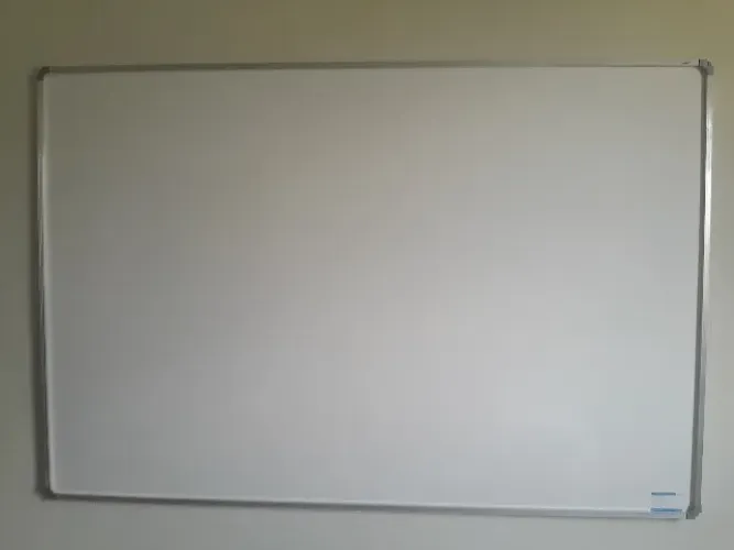 Lousa quadro branco Stalo 1,80 por 1,20 m (180 X 120 cm)