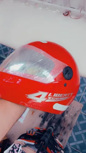 Capacete novo nunca usado