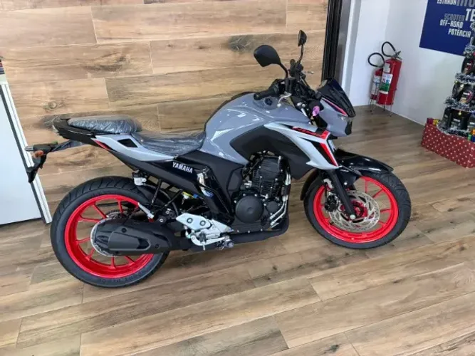 YAMAHA FZ25 25/26 0KM 