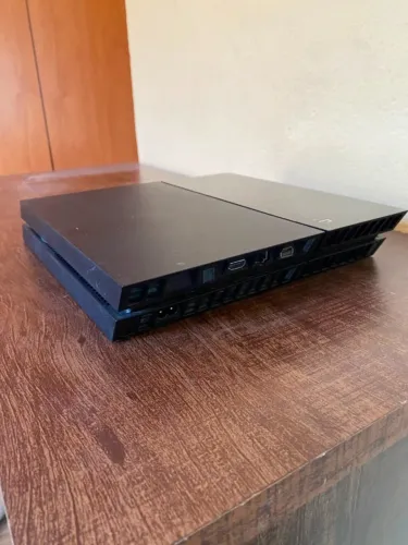 PS4 FAT 500GB - FUNCIONANDO NORMALMENTE + JOGOS