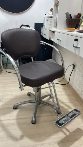 Cadeira de salão de estética e beleza
