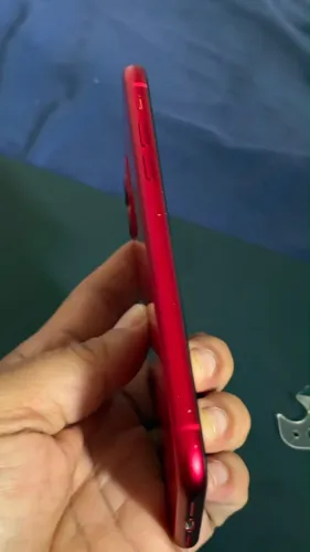 Excelente IPhone 11
