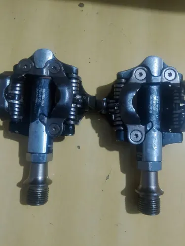 Pedal Shimano XTR modelo 9100 em ótimo estado se folgas ,recém revisados trocado graxa