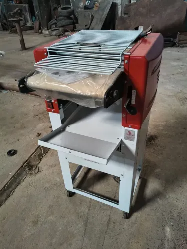 Modeladora Braese