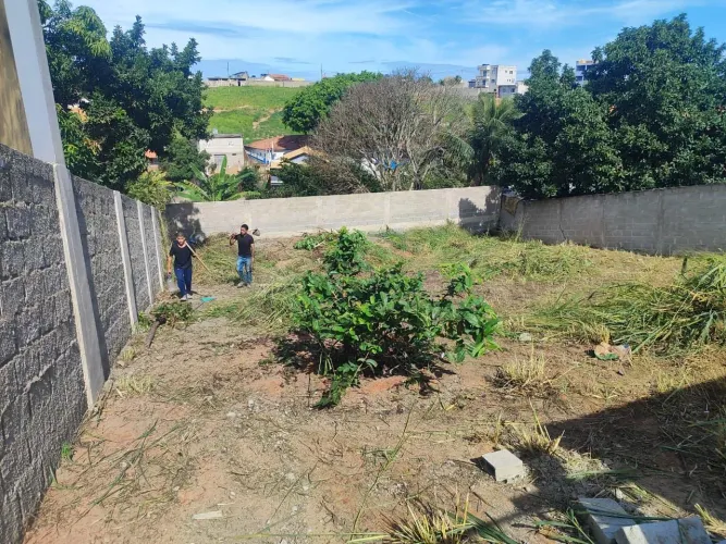 Terreno na praia pronto pra subir uma casa