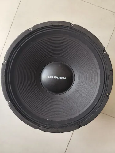Auto falante 18" JBL subwoofer