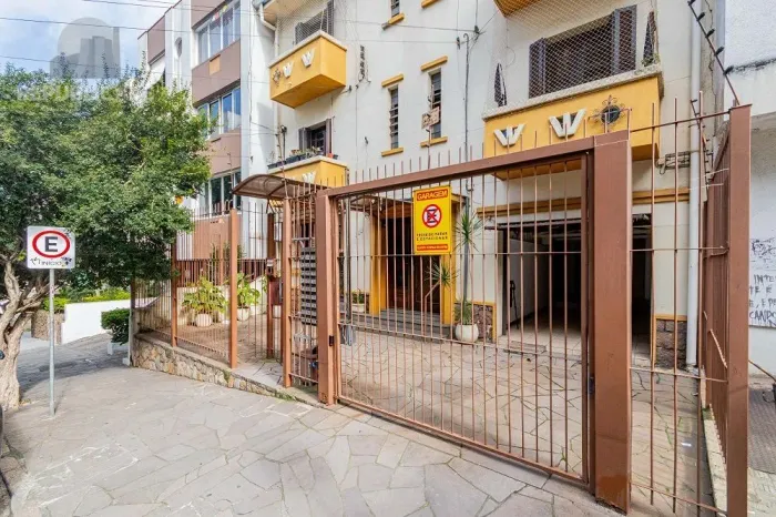 Apartamento à venda no bairro Floresta com 46 m² e 2 dormitórios/quartos disponíveis