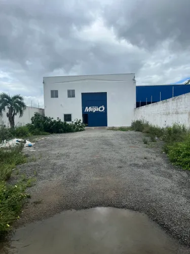Alugo galpão na Beira da Br116 norte 