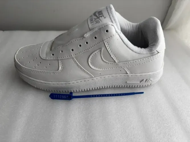 Tênis Nike Tamanho 41 / NOVO