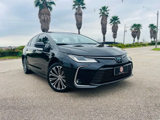 Toyota Corolla Altis Prem. Hybrid 1.8 Flex AUT 2023