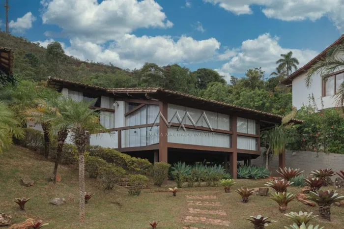 Casa à venda no Vila Del Rey | 1.079 m² - 4 suítes