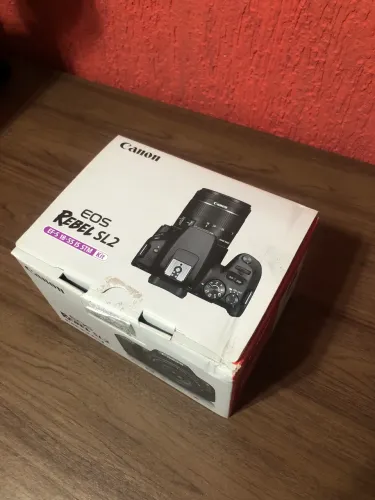 Canon EOS Rebel SL2