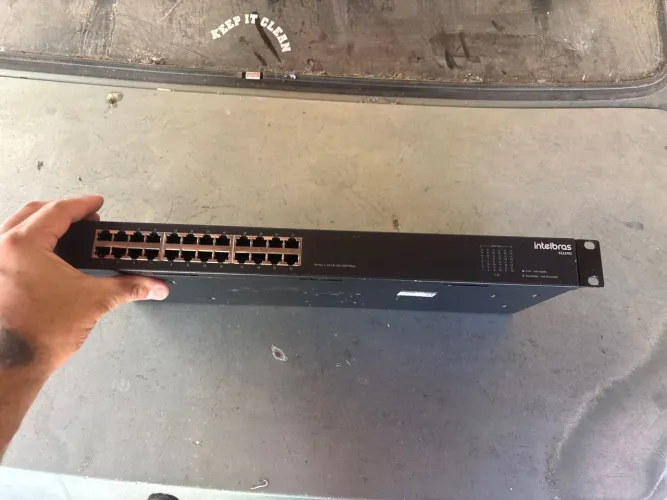 Switch Intelbras s1124G