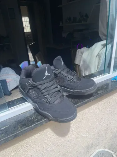 Vendo Nike Air Jordan 4