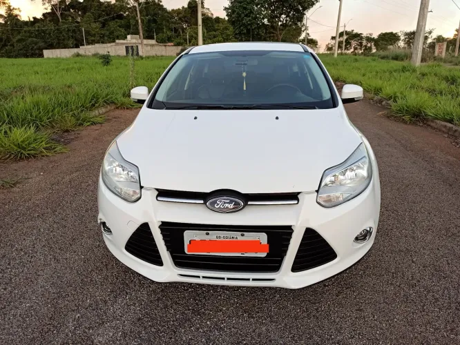 Ford Focus 2.0 16v/se/se Plus Flex 5P Aut. 2015