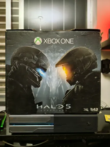 Xbox One 1TB Halo 5 Raro