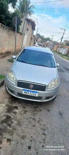 Fiat Linea Essence 1.8 Flex 16V 4P 2012