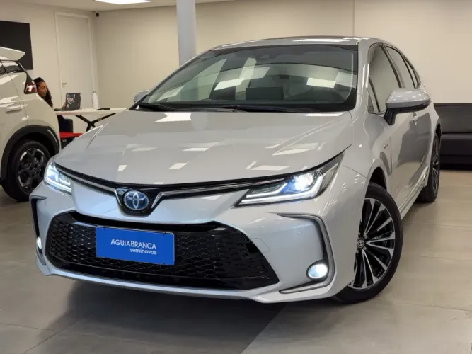 Toyota Corolla Altis Prem. Hybrid 1.8 Flex AUT 2025