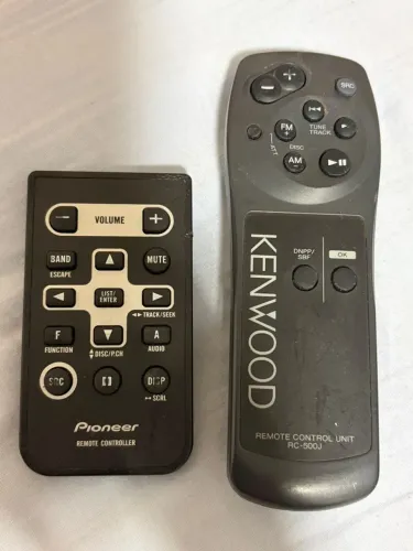 Controle pioneer e kenwood