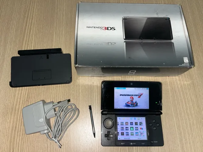 Nintendo 3DS Completo Desbloqueado na caixa 