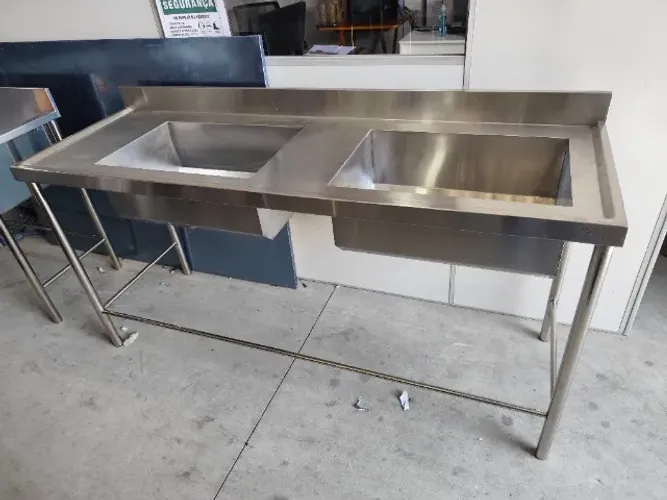 Pia inox 2 bojos 2,20×0,60×0,90 prateleira (2×60×40)