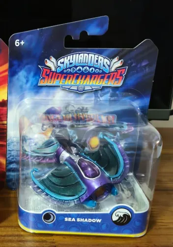 Veículo sea shadow skylanders superchargers