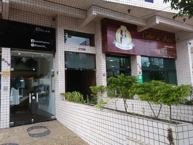 Ótima sala dupla no Embaré com ar condicionado 