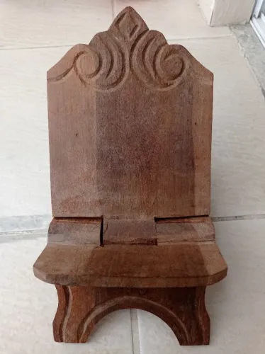Aparador de Bíblia