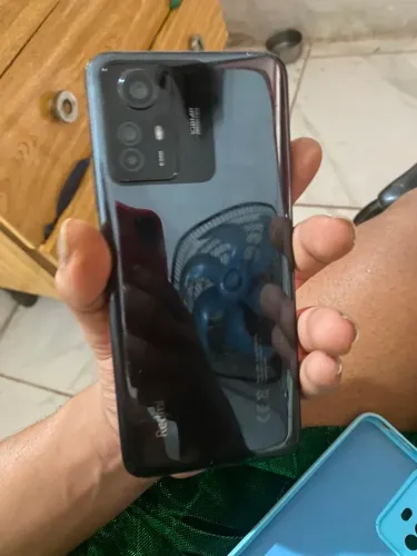 Xiaomi 12s 256gb trincos fio de cabelo mas pega tudo