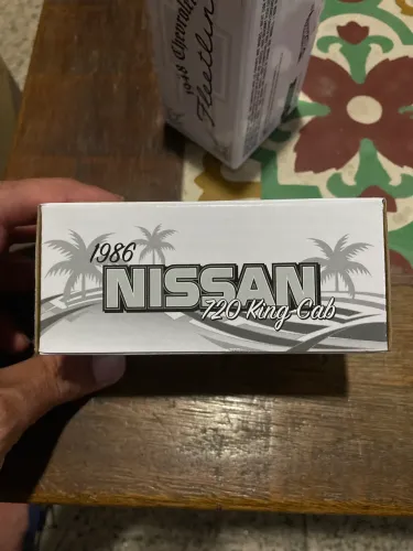 Hot wheels RLC 1986 Nissan 720 king cab