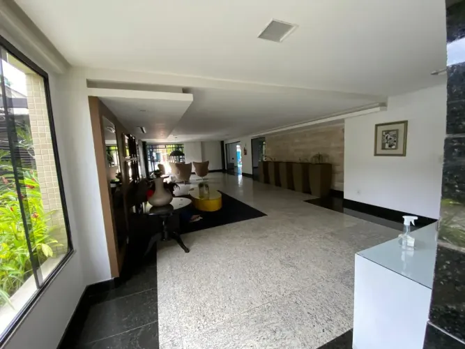 Apartamento semi mobiliado para aluguel possui 198m² com 4 suítes e 3 vagas em São Brás - 