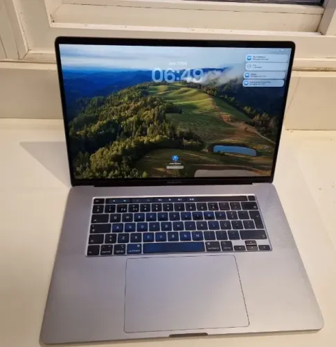 Macbook Pro 16 (2019)