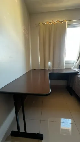 Mesa para escritório formato L