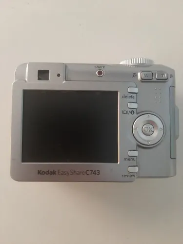 Câmera Kodak EasyShare C743 com defeito. Envio OLX PAY