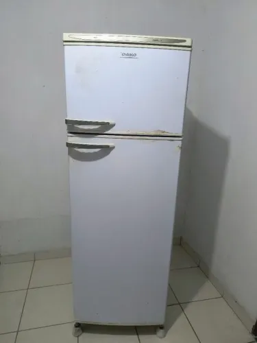 Vendo Geladeira