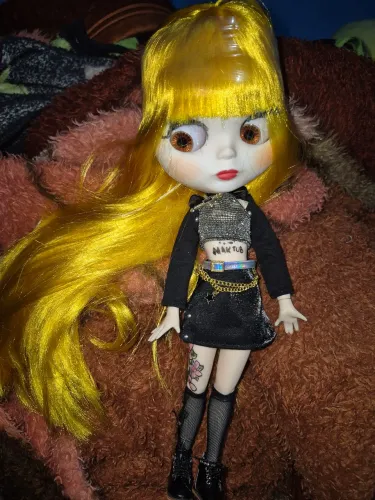 Blythe Doll Customizada cabelo amarelo
