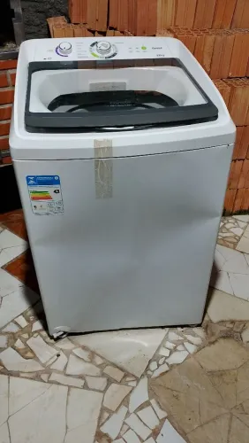 Máquina de lavar com defeito vendo