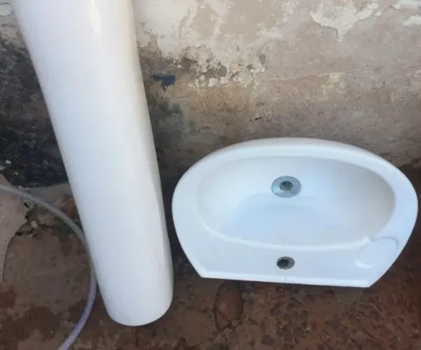 Vende pia com coluna
