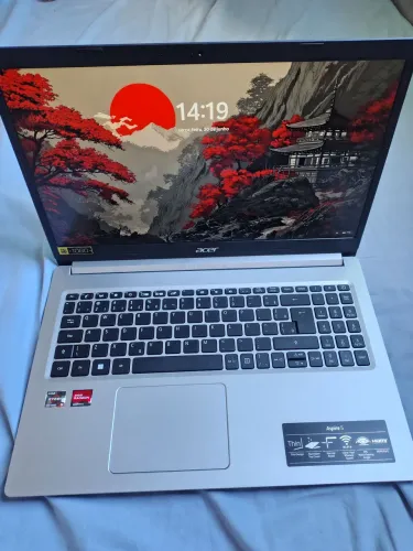 Notebook Acer Aspire 5 AMD Ryzen 5-5500U 16GB RAM 512GB SSD