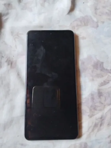 Vendo celular com defeito poco f3 não ligar 
